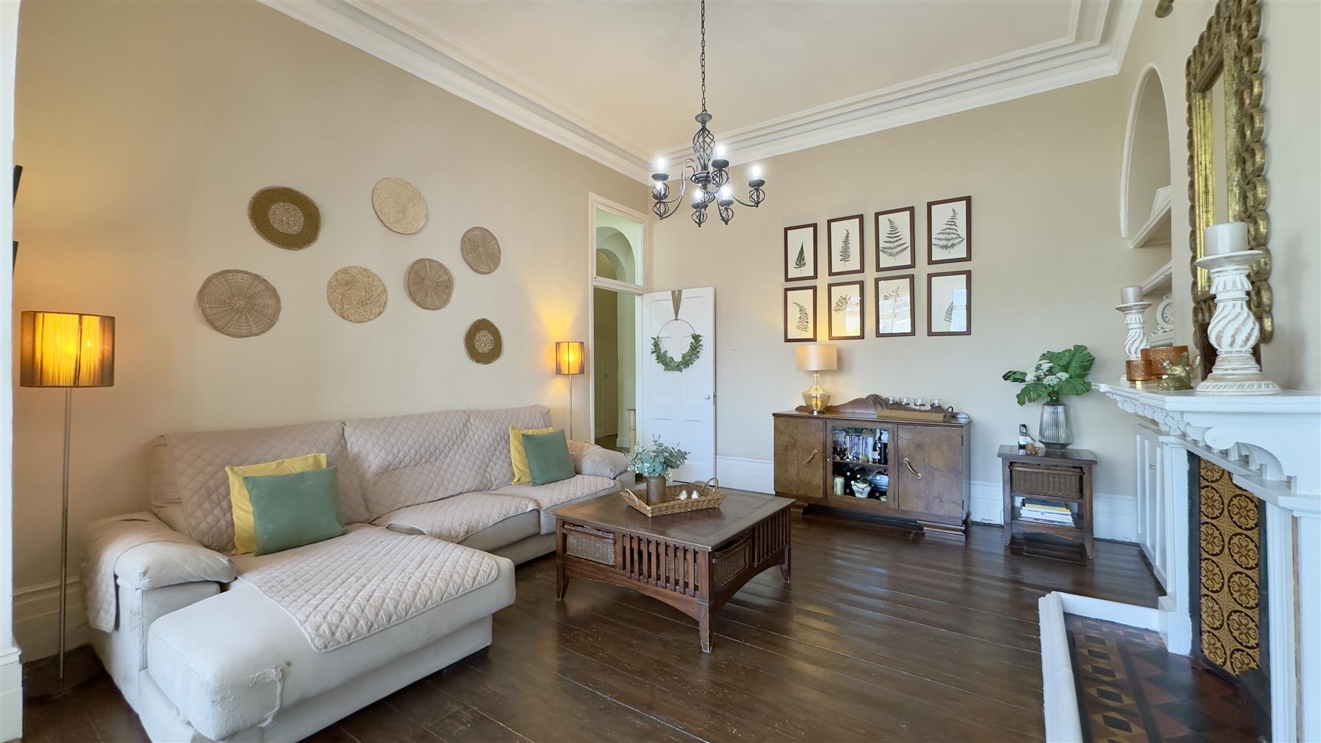  Image of Apartment - 3 Bedrooms - 1 Bathrooms for Sale in Town Area-Gibraltar, Image 11